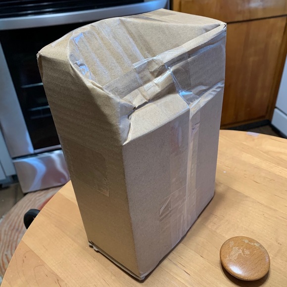 PLZ. PROTECT ITEMS & SEAL UP MY PURCHASES WELL! - Picture 9 of 12